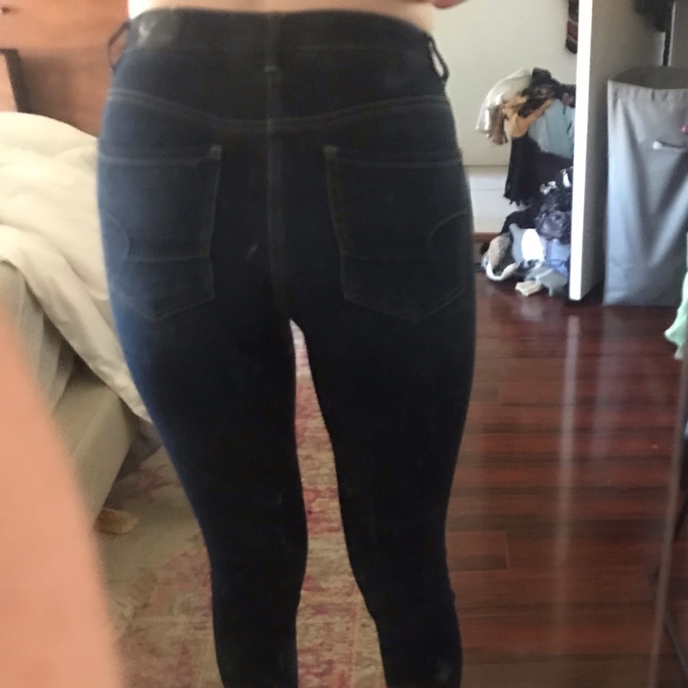 AEO Distressed Jeans - Picture 2 of 3